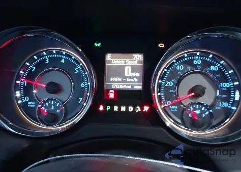 2016 Chrysler Town & Country Touring из США, поврежденный, VIN 2C4RC1BGXGR198617